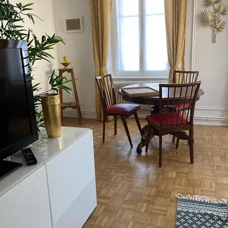 Tango De Charme Calme 75m2 6 Pers,2 Chambres,patio *